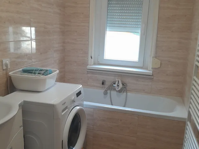 Eladó lakás Kecskemét, Belváros 105 nm