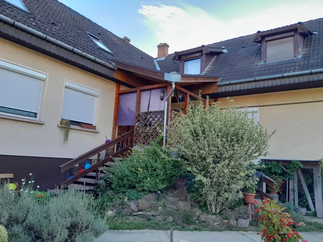 Eladó ház Kecskemét, Hetényegyháza 280 nm