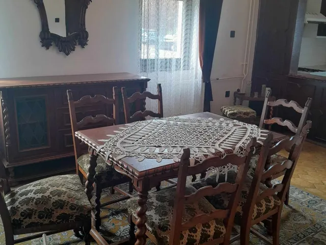 Eladó ház Kecskemét, Máriaváros 180 nm
