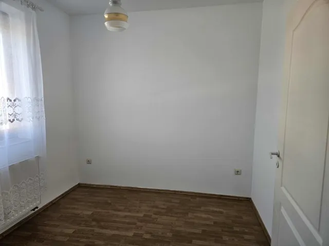 Kiadó lakás Csorna, Földsziget 56 nm