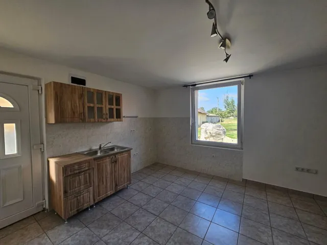 Kiadó lakás Csorna 40 nm