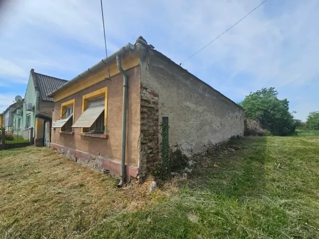 Eladó ház Rábacsanak 2342 nm