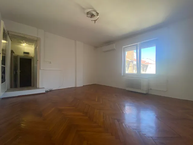 Eladó lakás Pécs, Belváros 33 nm