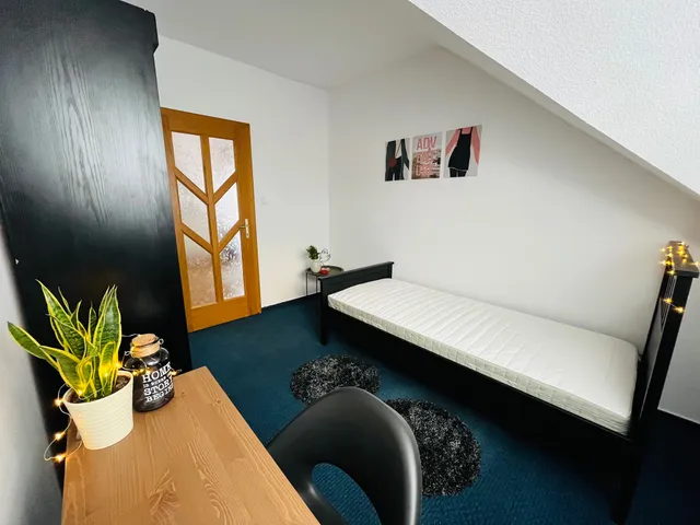Kiadó lakás Pécs, Belváros, Könyök u. 78 nm
