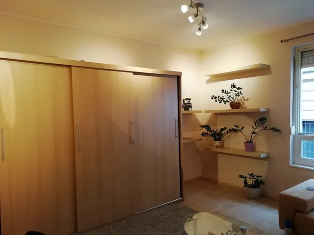 Kiadó lakás Pécs, Belváros, Kisfaludy Sándor u. 40 nm