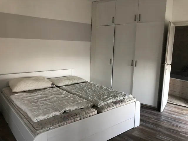 Kiadó lakás Pécs, Egyetemváros, Alkotmány u. 55 nm