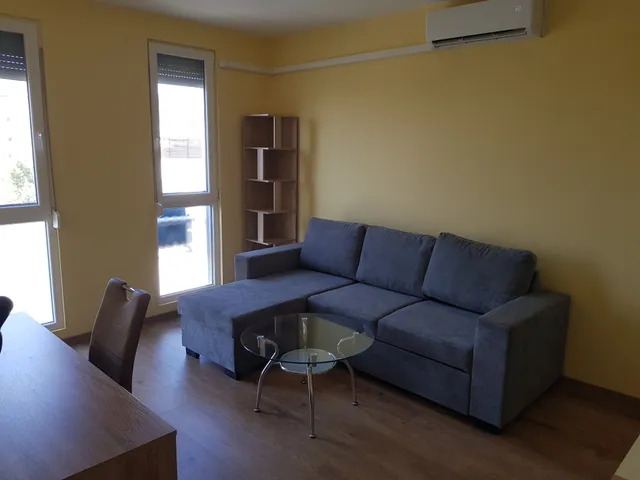 Kiadó lakás Pécs, Egyetemváros, Ifjúság út 35 nm