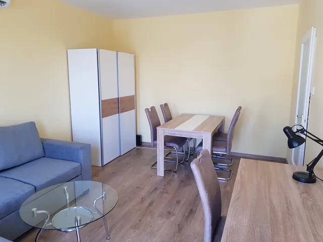 Kiadó lakás Pécs, Egyetemváros 35 nm