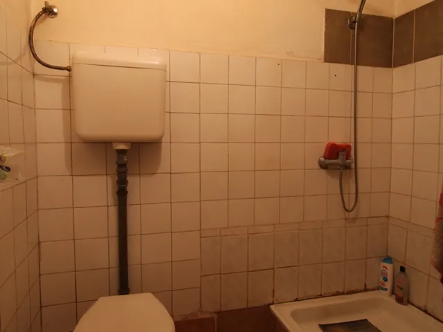 Eladó lakás Pécs, Pécsbánya, Debreceni Márton u. 69 nm