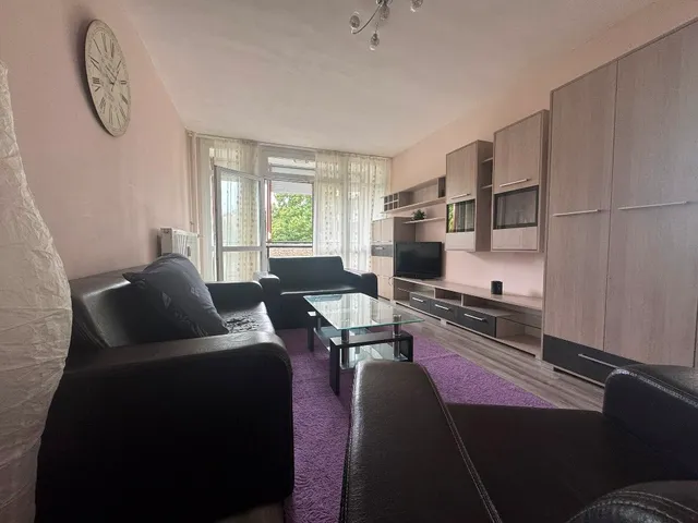 Kiadó lakás Pécs, Egyetemváros 64 nm
