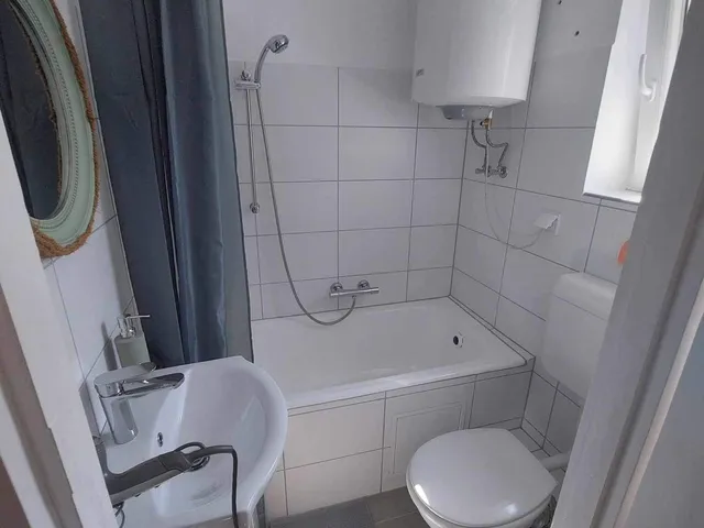 Eladó üdülő és hétvégi ház Harkány, Fürdőtelep, Bartók Béla utca 4 30 nm