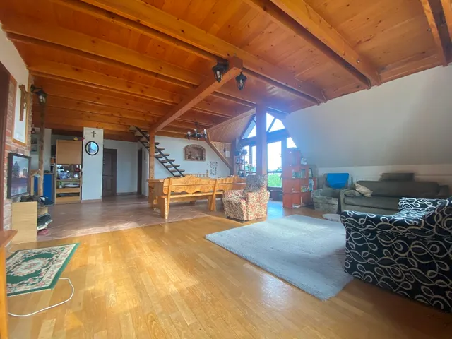 Eladó ház Komló, Kenderföld 200 nm