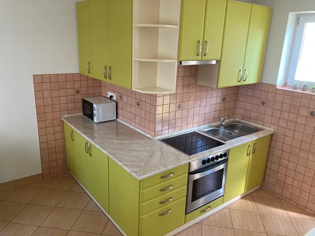 Kiadó lakás Pécs, Tettye, Antal u. 33 nm