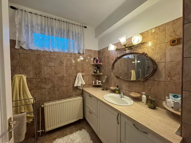 Eladó ház Pécs, Ürög 195 nm