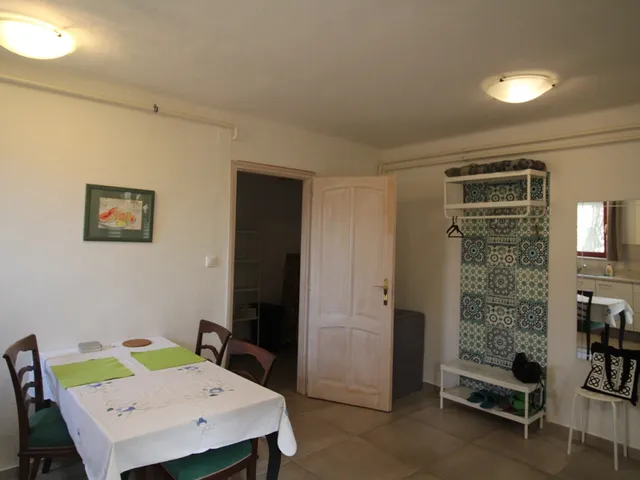 Eladó ház Pécs, Szigeti külváros, Tiborc u. 188 nm