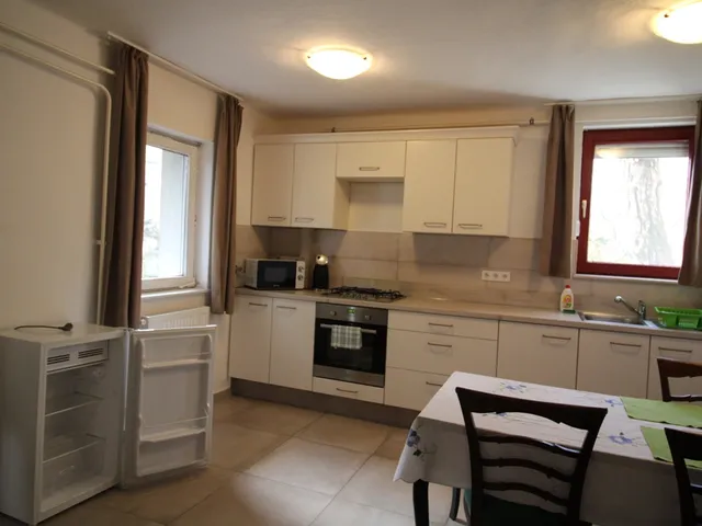 Eladó ház Pécs, Szigeti külváros 188 nm