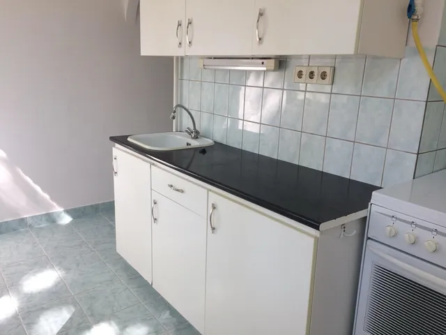 Kiadó lakás Pécs, Kertváros 54 nm