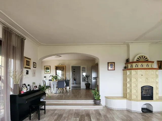 Eladó ház Pécs, Havihegy 360 nm