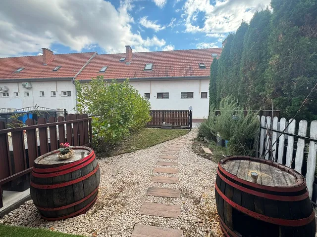 Eladó ház Bogád, Petőfi utca  57 nm