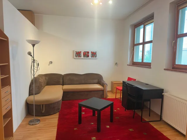 Kiadó lakás Pécs, Belváros 43 nm