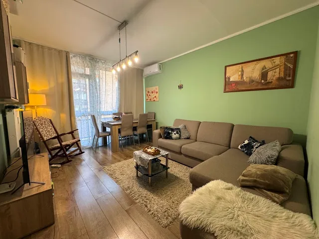 Eladó lakás Pécs, Kertváros 63 nm