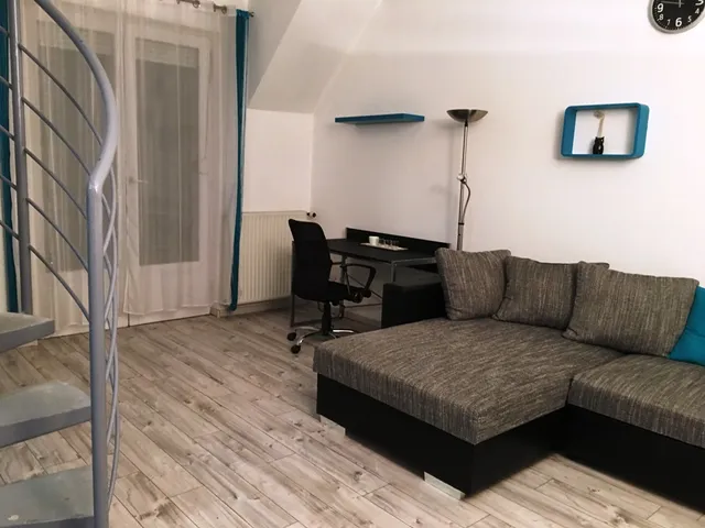 Kiadó lakás Pécs, Belváros, Alkotmány utca 85 nm