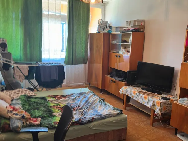 Kiadó lakás Pécs, Kertváros, Anikó utca 63 nm
