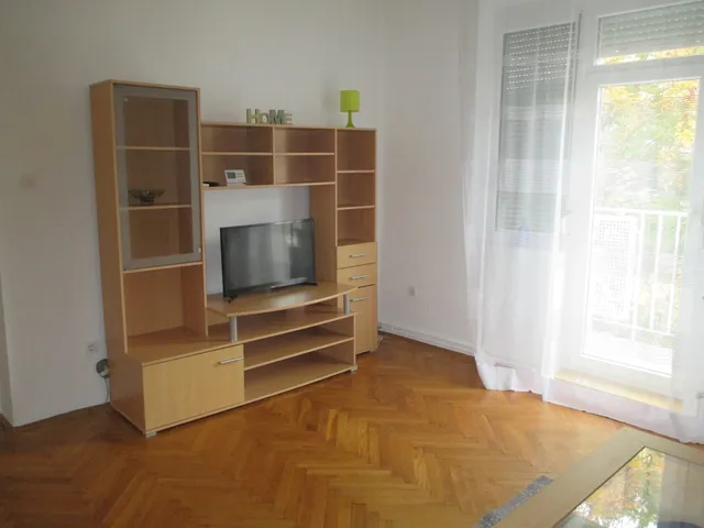 Kiadó lakás Pécs, Uránváros, Hajnóczy utca 31. 54 nm