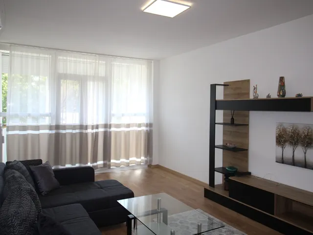 Kiadó lakás Pécs, Uránváros, Ajtósi Dürer utca 4. 50 nm