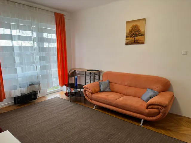 Kiadó lakás Pécs, Budai városrész 34 nm