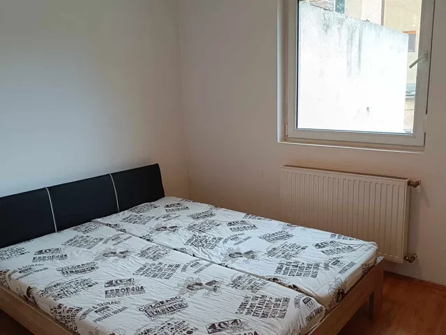 Kiadó lakás Pécs, Egyetemváros, Hungária utca 37. 48 nm