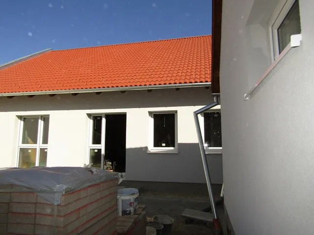 Eladó ház Szigetvár, Móra Ferenc-lakótelep 140 nm