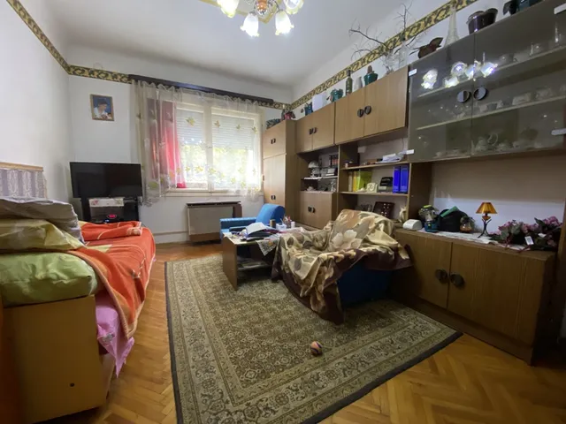 Eladó lakás Pécs, Uránváros 54 nm