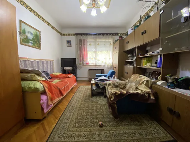 Eladó lakás Pécs, Uránváros 54 nm