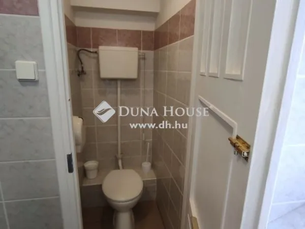 Eladó kereskedelmi és ipari ingatlan Fonyód 3622 nm