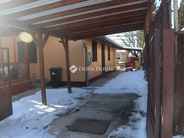 Eladó üdülő és hétvégi ház Balatonkeresztúr 83 nm