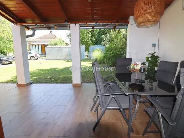 Eladó nyaraló Balatonfenyves 95 nm