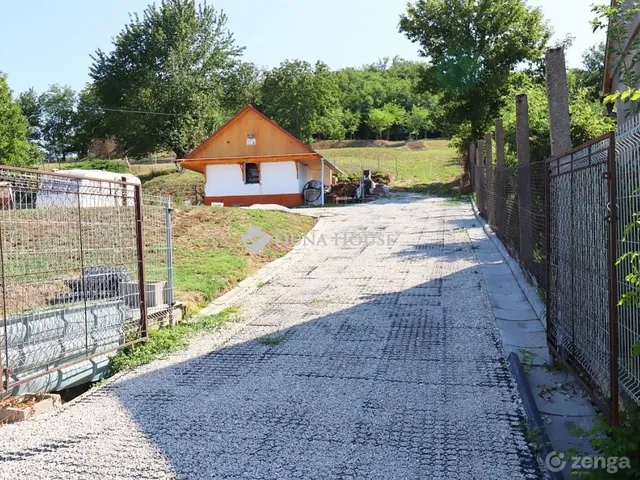 Eladó ház Öreglak 30 nm