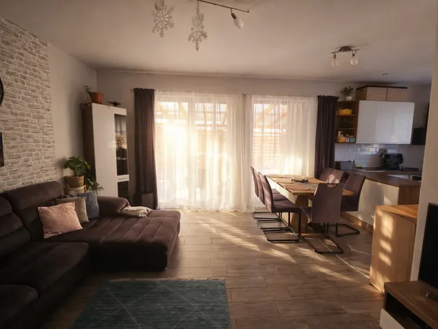 Eladó ház Mikepércs 124 nm