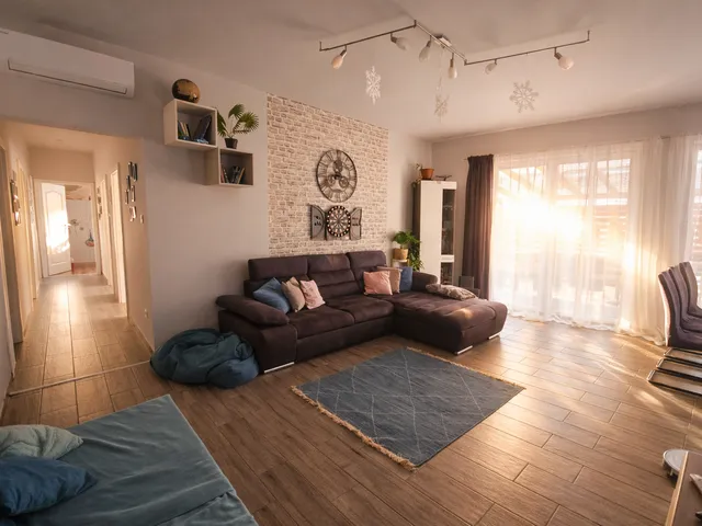 Eladó ház Mikepércs 124 nm