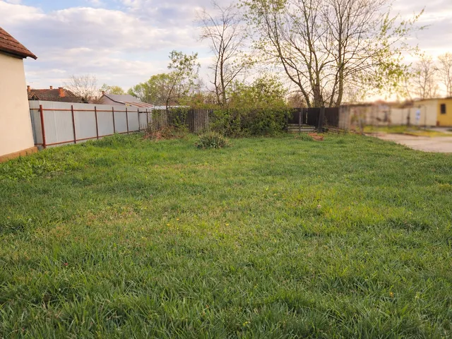 Eladó telek Derecske 1539 nm