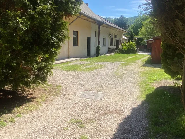 Eladó ház Esztergom, Hévíz 66 nm