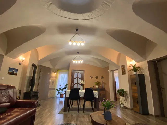 Eladó ház Lábatlan 133 nm