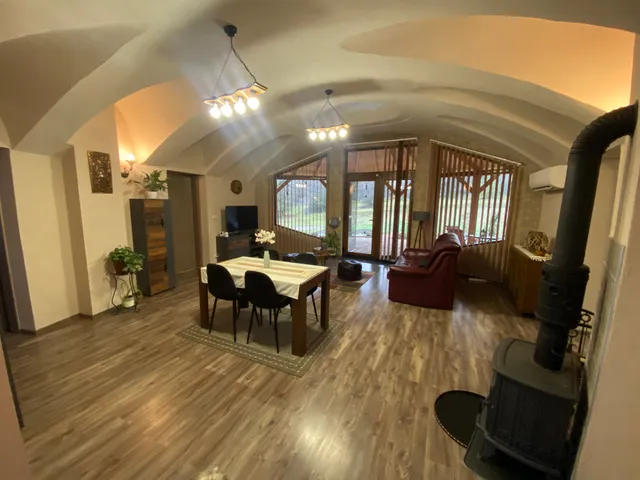 Eladó ház Lábatlan, Damjanich utca 34/A 133 nm