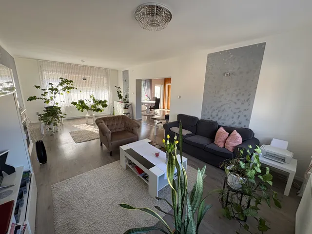 Eladó ház Dorog, Falu 173 nm