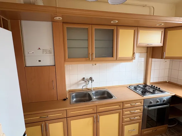 Eladó lakás Esztergom, Esztergom-Kertváros, Szalézi út 13/B 76 nm