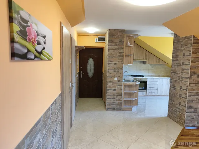 Eladó lakás Dunaújváros, Technikum városrész 94 nm