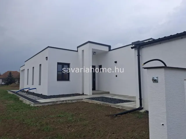 Eladó ház Gencsapáti 72 nm