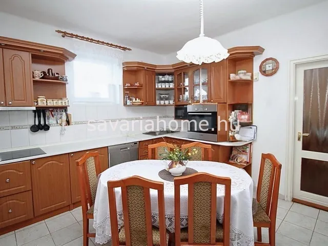 Eladó ház Lukácsháza 163 nm