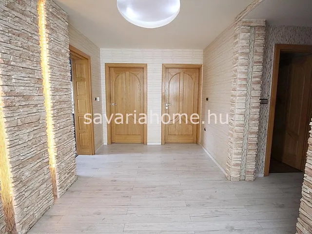 Eladó ház Sárvár 420 nm